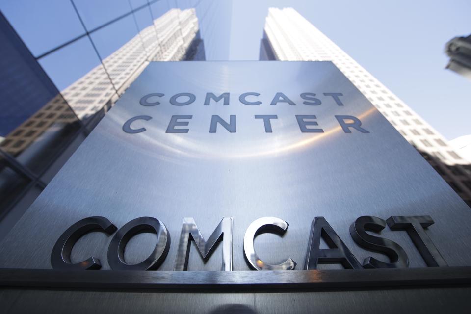 Use Your Phone To Schedule Your Comcast DVR? Not Anymore, After Ruling