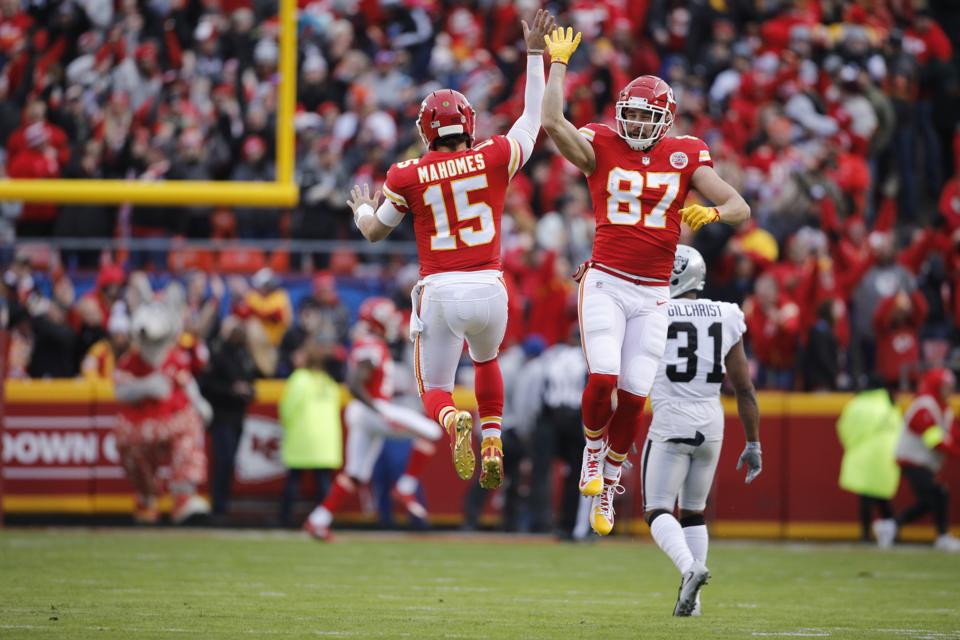 Chiefs’ Patrick Mahomes And Travis Kelce Looking To Be…