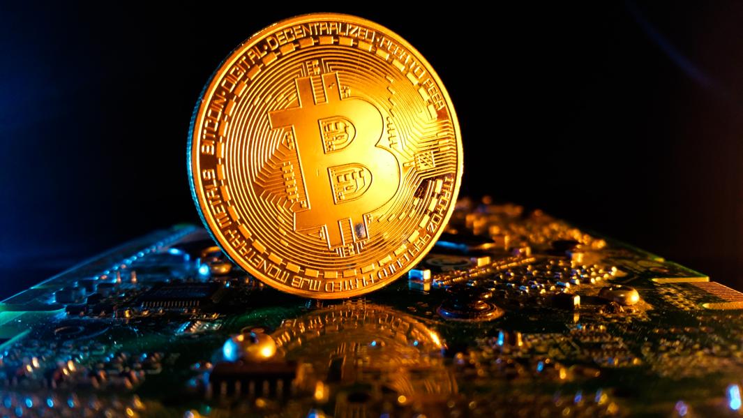 Are Wheels Coming Off Bitcoin's Bandwagon & Meteoric Rise Crunched By Reg Concerns?