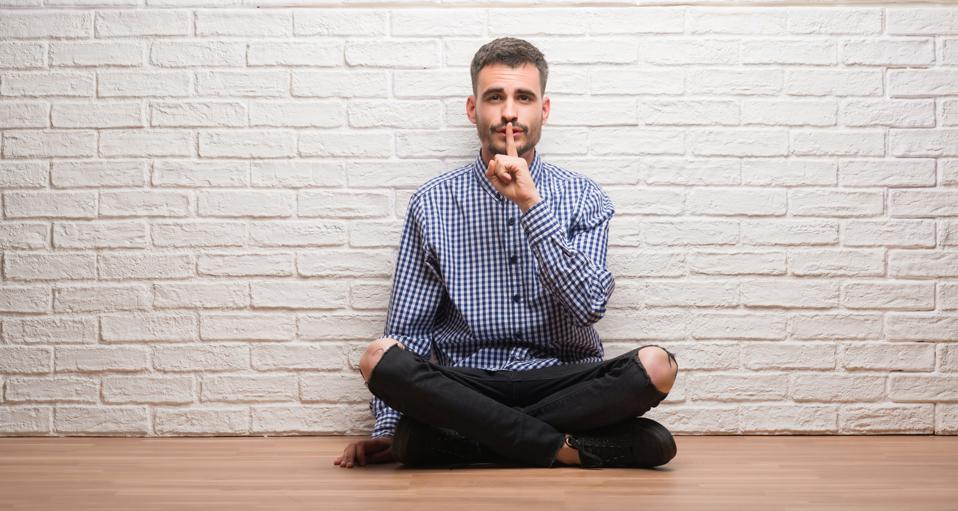 How To Keep Your Job Search Confidential From Your Current Employer -- Four Telltale Signs To Avoid