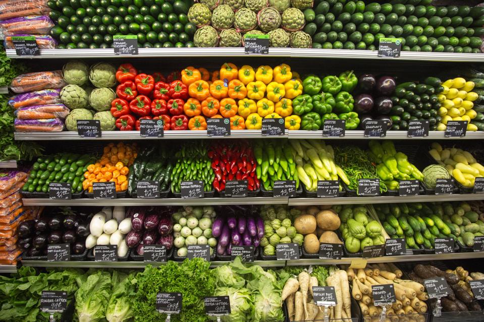 https://www.forbes.com/sites/astanley/2018/10/08/ready-to-rumble-ibm-launches-food-trust-blockchain-for-commercial-use/