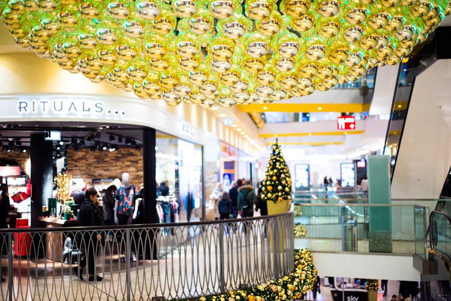 Retailers Need To Gear Up For Post-Holiday Shopping Surge