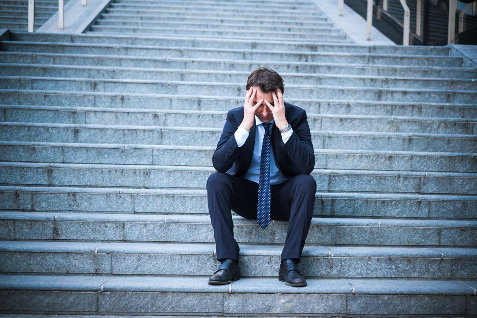 5 Mistakes You Must Remove From Your LinkedIn Profile Immediately