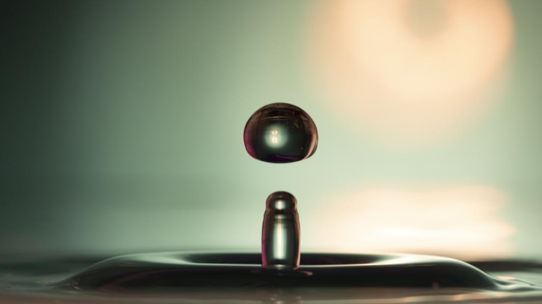 Why Alphabet & Microsoft Will Benefit From Micro-Bubbles Bursting