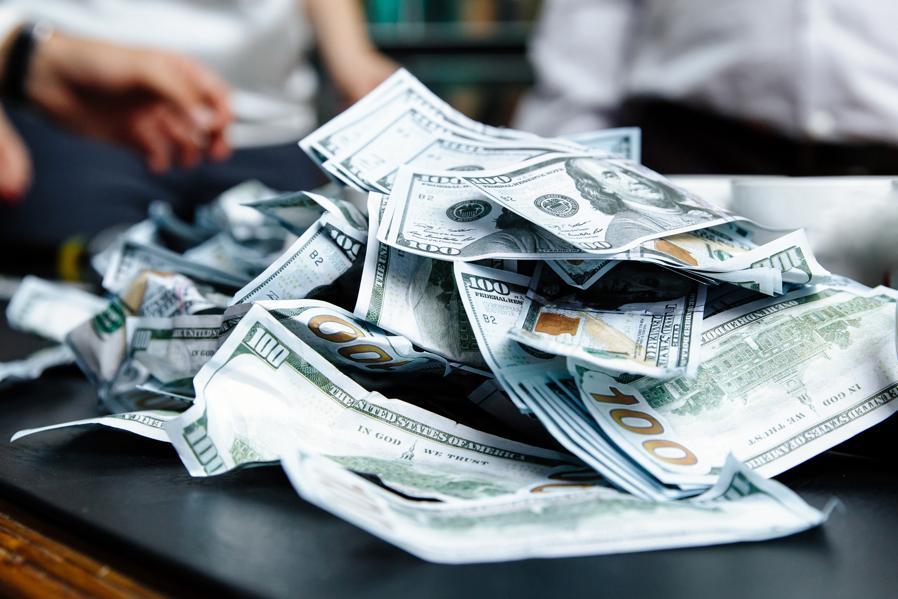 U.S. Corporate Debt Continues To Rise As Do Problem Leveraged Loans