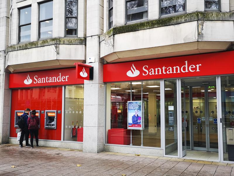 Did Santander Cause 'Crisis At Christmas' Over Frozen Bank Accounts?