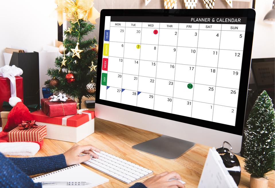Why Everybody Should Spend 15 Minutes A Day Planning Their Calendar