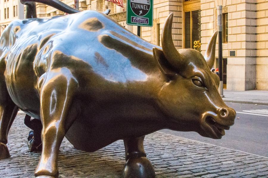 The Week Ahead: Buy Those Market Leaders Before Christmas