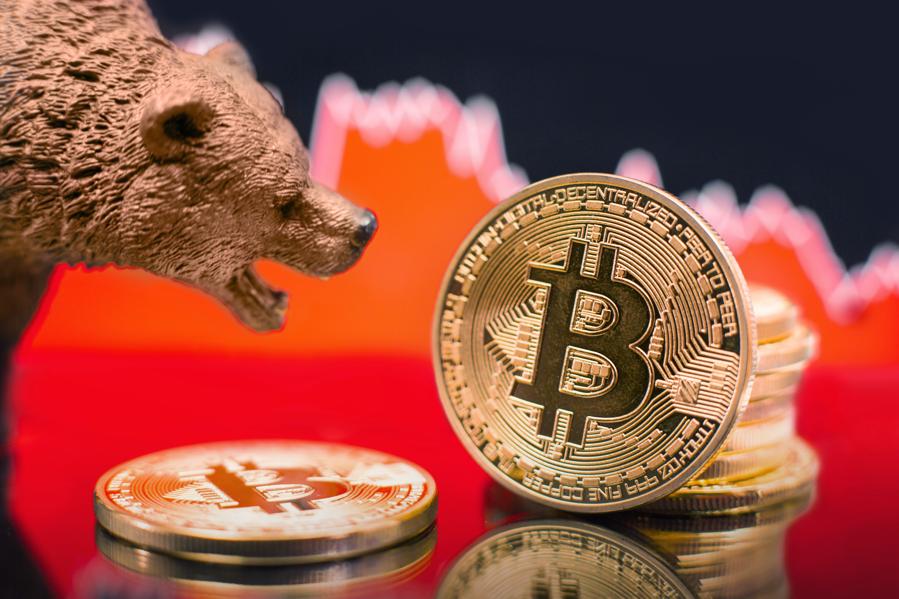 Bitcoin Approaches $7,500 As Crypto Markets See Red