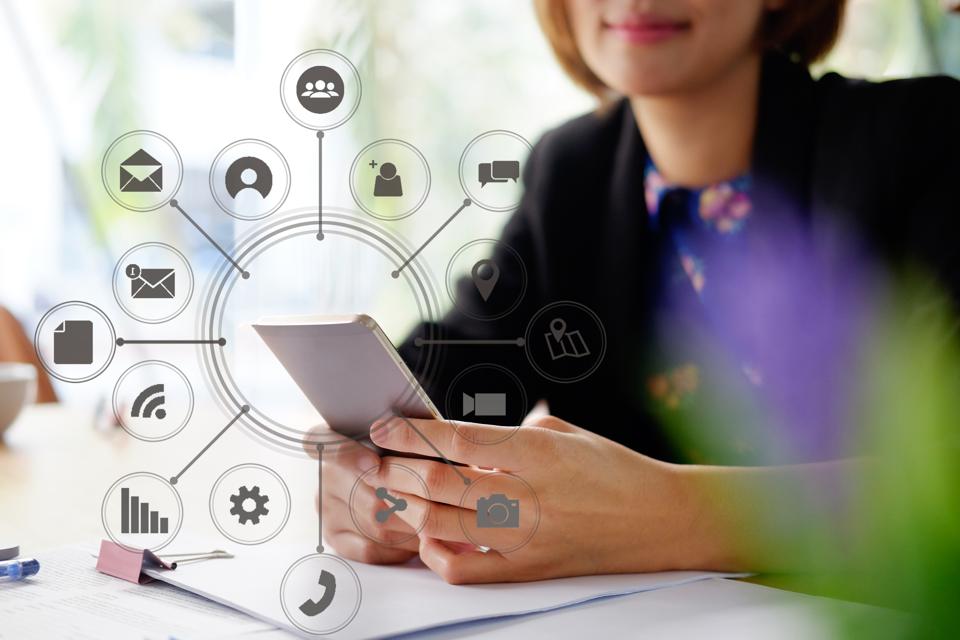 Competing In Smartphones Demands More Than Great Hardware -- You Need A Strong Ecosystem