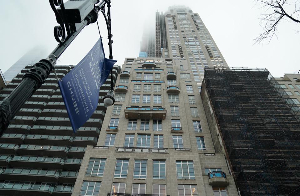 Billionaire Ken Griffin Opposes New York’s Proposed Pied-à-Terre Tax on
