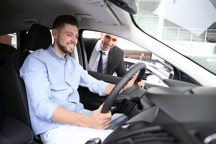 Revamping The Retail Automotive Customer Experience For Today's Customer Service-Obsessed Consumers