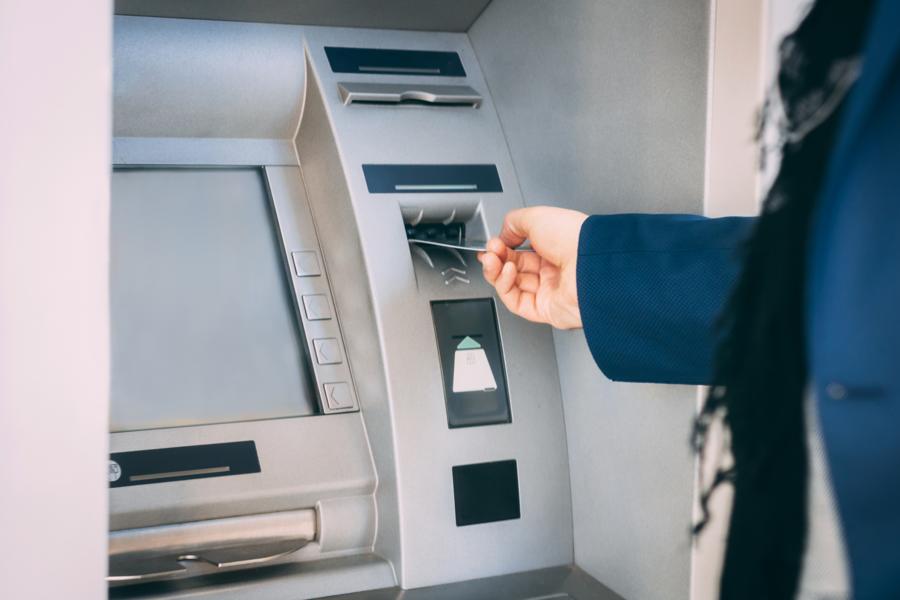 Round Two: Bank Earnings Continue With JPMorgan And Wells Fargo On Tuesday