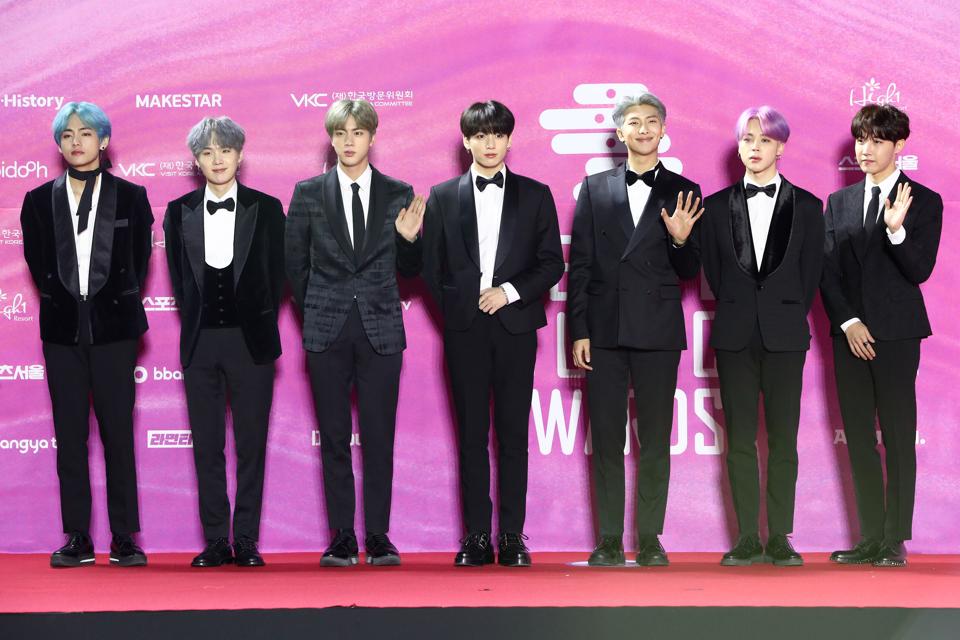 BTS LOVE YOURSELF NY＆SEOUL＆memories 2018 Update: BTS Announces First U.S. Stadium Concert With