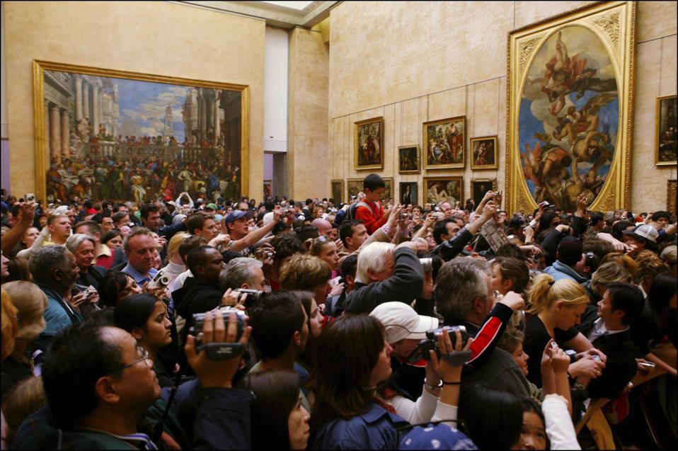 Louvre Museum, Suffocating And Overcrowded, Had To Close