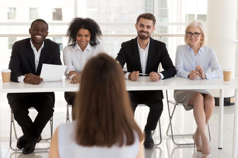 3 Questions Top Candidates Ask In A Job Interview