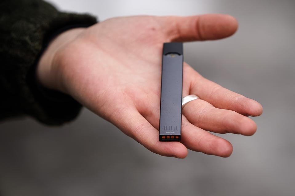 What Is JUUL, JUUL? Dangerous Side Effects Of The JUUL Juul Ingredients Diacetyl Australia What Is JUUL, JUUL? Dangerous Side Effects Of The JUUL Juul Ingredients Diacetyl Australia