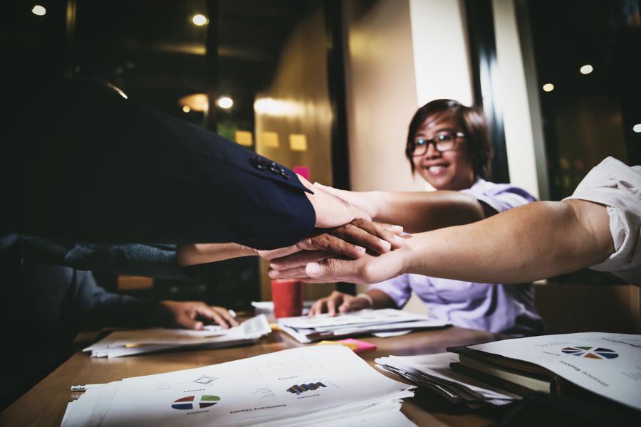 A Proven Way For Getting 50 Paying Customers This Month