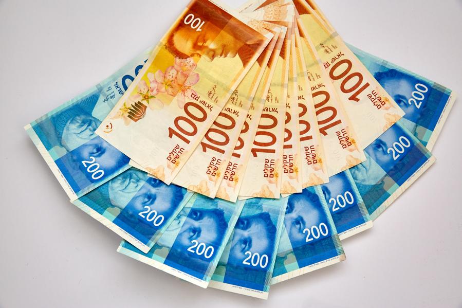 Look Under The Hood: IJK Has 10% Upside