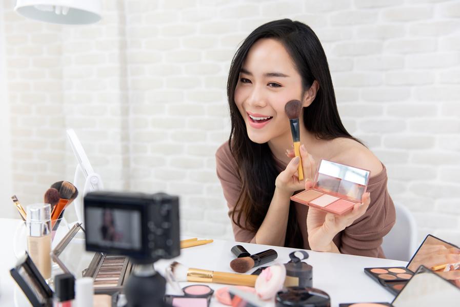 How U.S. Marketers Are Losing The Key Opinion Leader and Influencer Battle