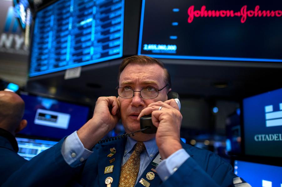 The Week Ahead: With All Eyes On Earnings Watch These Two Stocks