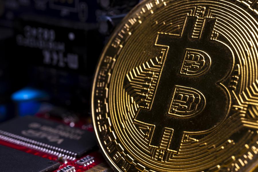 Bitcoin's Pullback Below $10,000 Positive For Investors