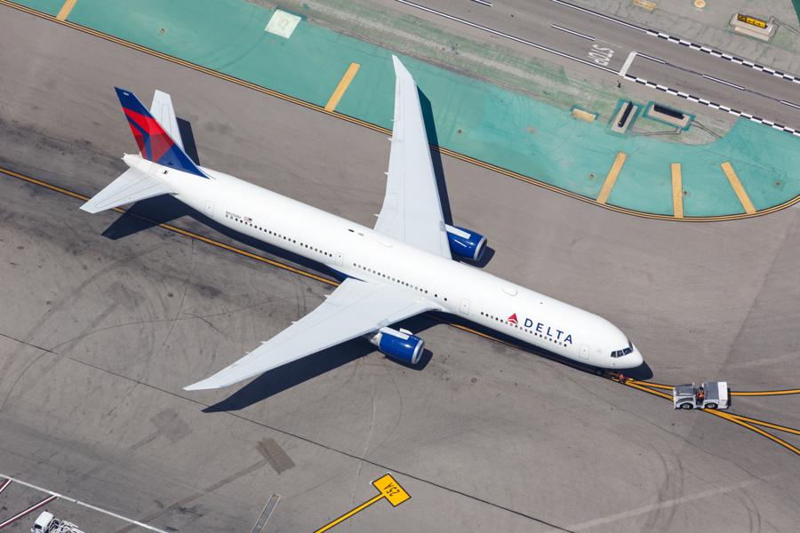 Earnings Preview: What To Expect From Delta Air Lines On Thursday