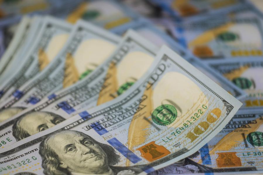 How The Pieces Add Up: The iShares Russell 1000 Growth ETF Headed For $177