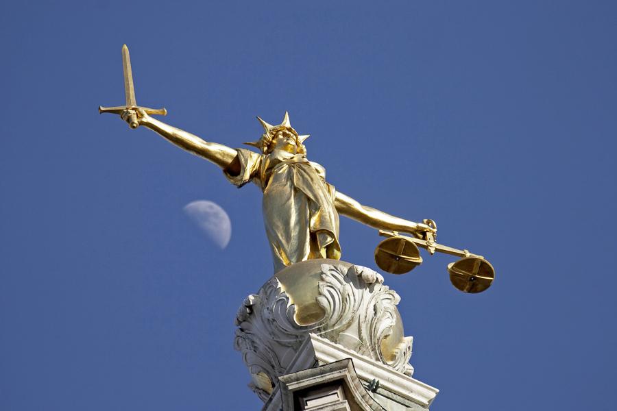 'I Fought The Law' & Blockchain Won: Smart Contracts For Businesses Handling Legal Have Conviction