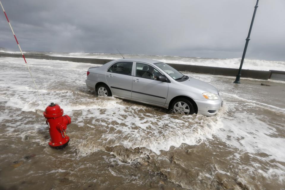 A Harvard Professor's Lessons On Leadership In A Storm