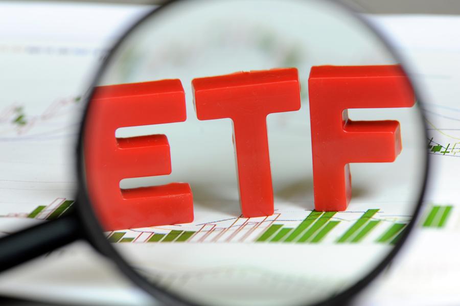 4 Reasons You Should Run Away From SPY, IVV, VOO And Other S&P 500 ETFs