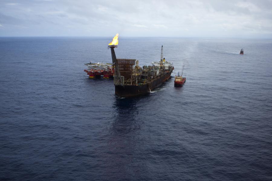 Brazil Raises Over $2B From Ten Oil Majors In Exploration Rights Auction