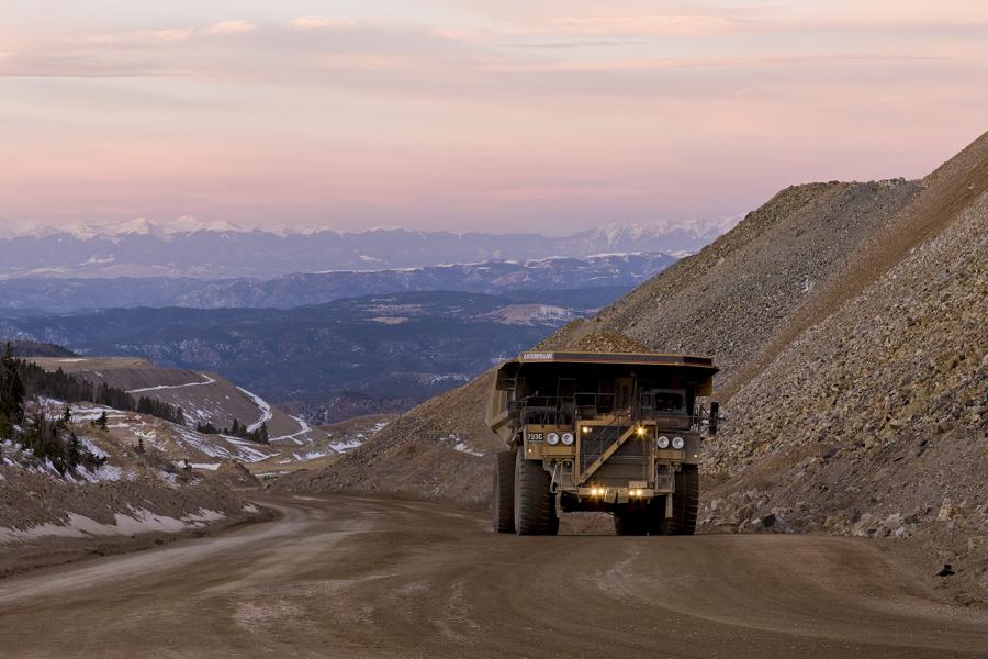 Caterpillar Earnings Preview: Strong Economy And Commodity Recovery, Tariffs A Question Mark