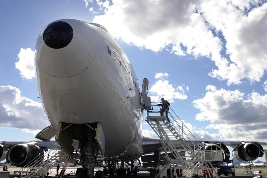 Boeing 747s To Luxury Villas: Why China's Businesses Are Offloading Assets In Massive Online Auctions