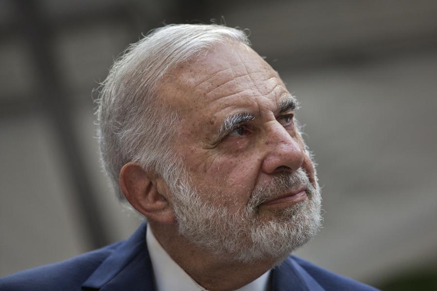 Carl Icahn's Herbalife Tumbles To Near 52-Week Low