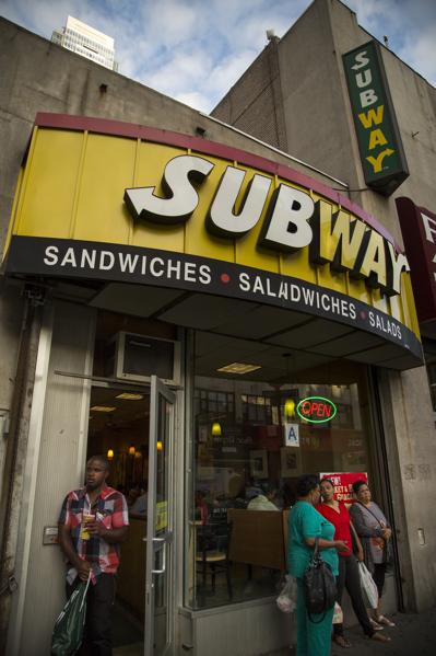Today's Must-Reads For Entrepreneurs: Retail Deathwatch, Tax Bill Fallout And Franchisees Revolt