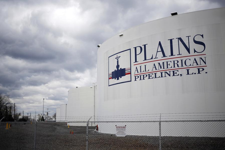 Energy & Income's Top Picks In Infrastructure MLPs
