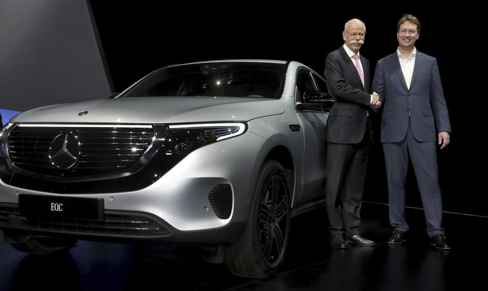 Daimler To See Fall In Revenue For 4th Consecutive Quarter?