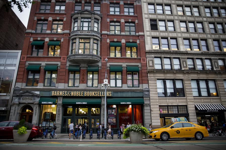 What Barnes & Noble Needs In Its Next CEO