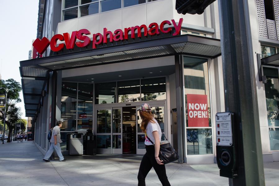 Amazon Will Kill CVS And Walgreen's Business Model -- More Bad News For Cashiers