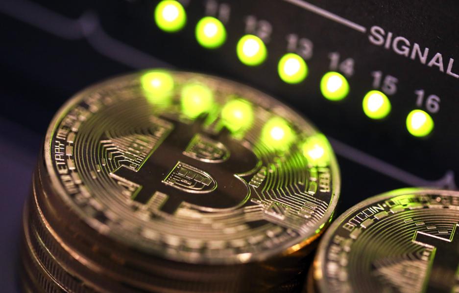 Bitcoin Could Fall 'Big Time' But Not Just Yet, Says Crypto Trader