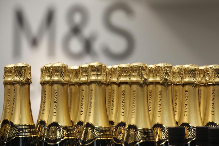 Should You Buy Or Avoid This 6.6%-Yielding FTSE 100 Dividend Stock That Follows This News?
