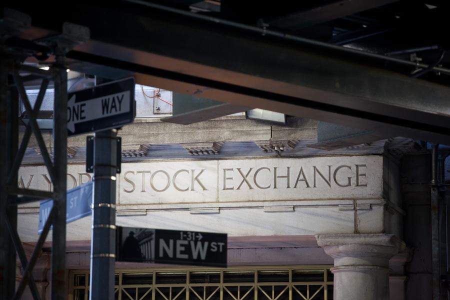 This Stock Market Is Providing Too Many 'Closeout Sale' Days - So, Raise Some Cash
