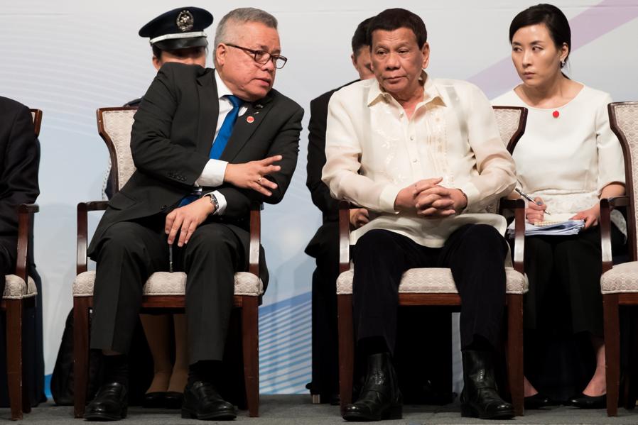 The Mystery Of Duterte's Star Still Rising