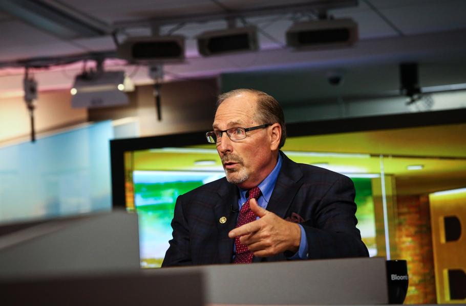 How to Scare Executives Into Buying From You