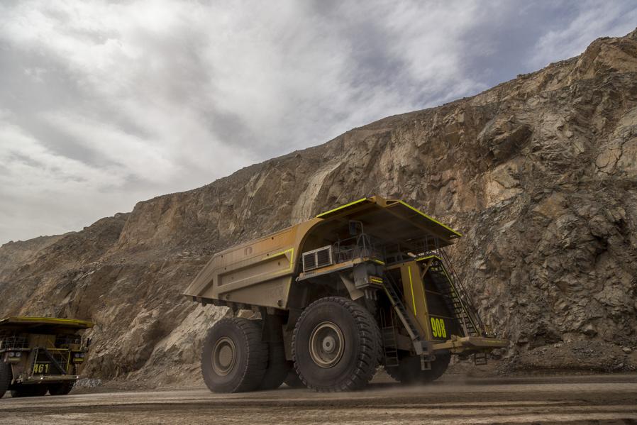 China's Muted Economy Can't Nurture Another Commodities Super-Cycle