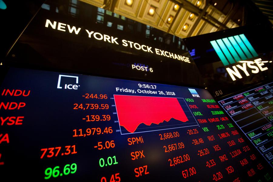 S&P 500 In Correction: Falls 10% From Highs Intraday Amid Weak Earnings