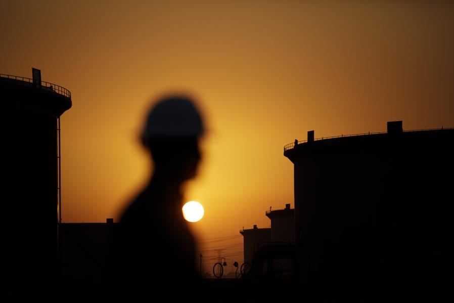 Why It Matters How Much Oil Saudi Arabia Has