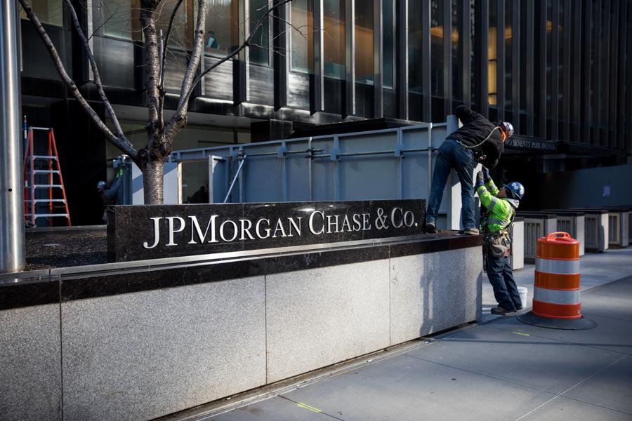 Why JPMorgan's Shares Look Undervalued Despite Lackluster Q4 Performance