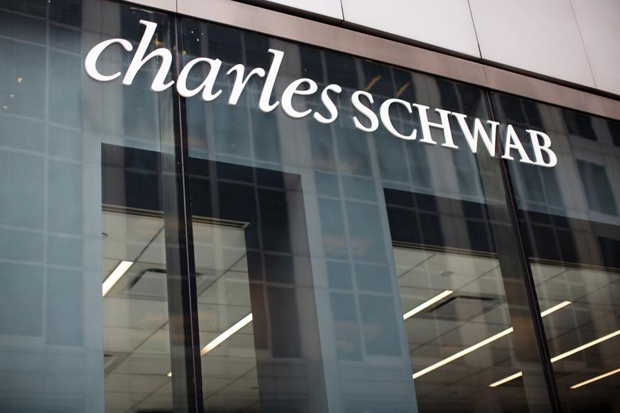Lower Market Volatility To Be A Drag On Schwab's Q2 Results